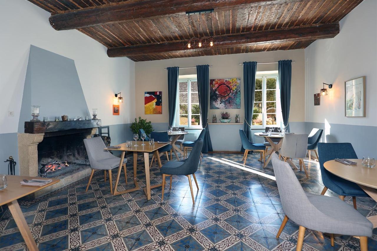 Le Cheval Blanc Acomodação com café da manhã La Bastide-des-Jourdans Exterior foto