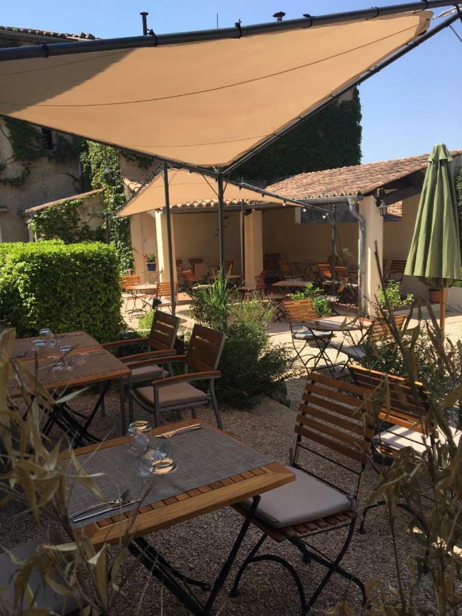 Le Cheval Blanc Acomodação com café da manhã La Bastide-des-Jourdans Exterior foto